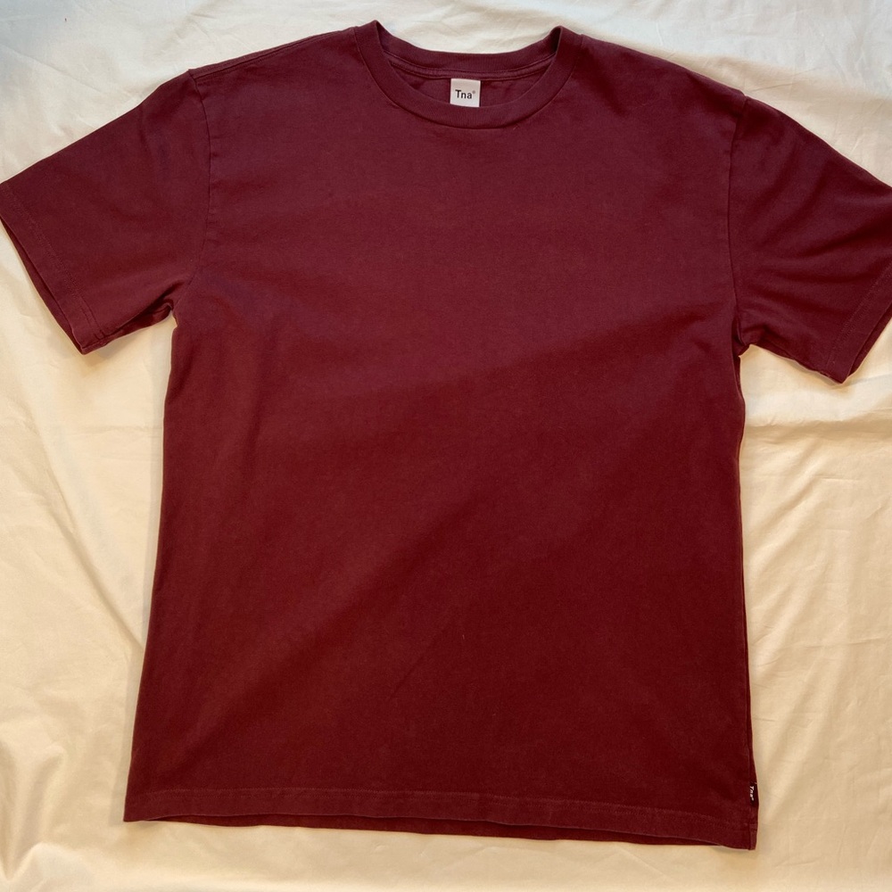 Aritzia TNA maroon cotton short sleeve Tee shirt, crew neck, oversized‎ small